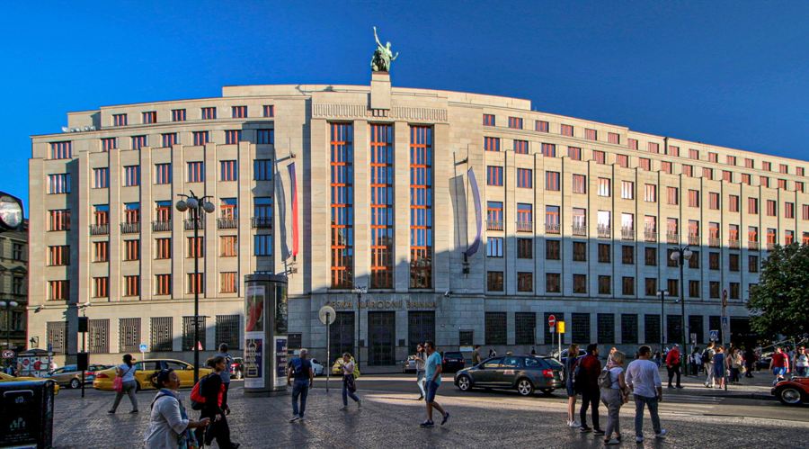 中信银行安庆分行积极参与“守住钱袋子·护好幸福家”防非打非宣传活动