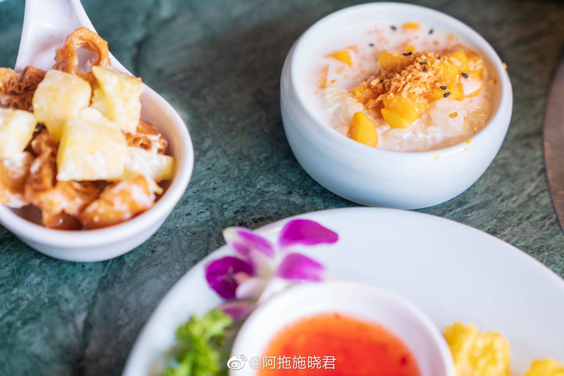 特朗普称赞“悉尼妹”广告 美鹰服饰(AEO.US)股价飙升创25年新高